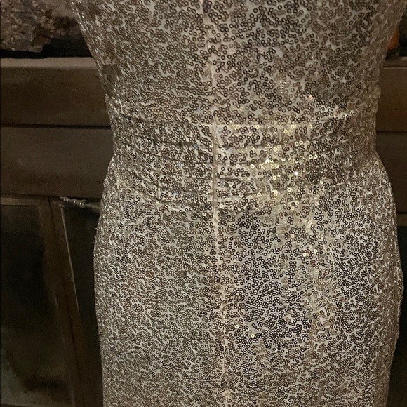 Gold Sequin Ruched Sheath Dress for Cocktail - Picture 5 of 8
